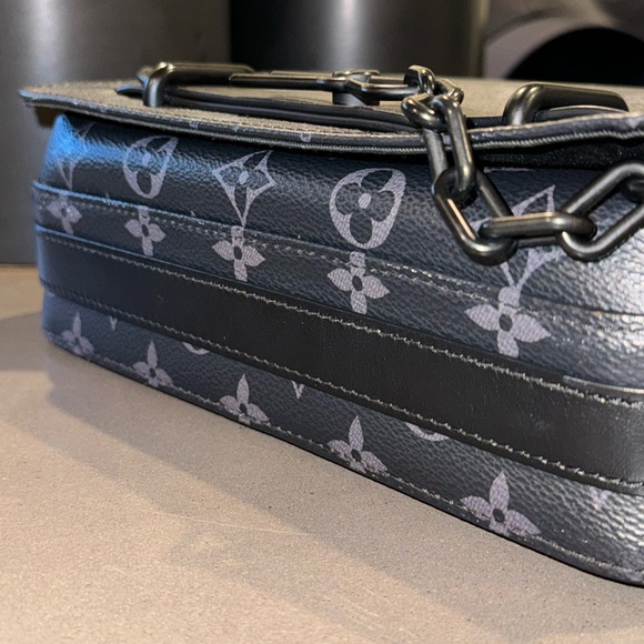 Louis Vuitton Steamer Messenger Bag Monogram Eclipse Canvas - Picture 11 of 14